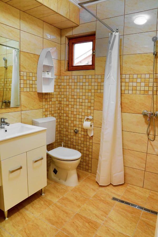 Jazmin Apartman Buzsak Exterior photo