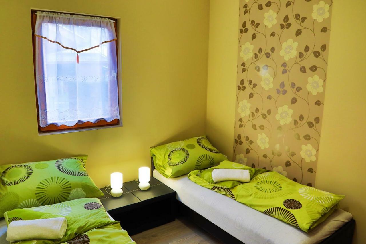 Jazmin Apartman Buzsak Exterior photo